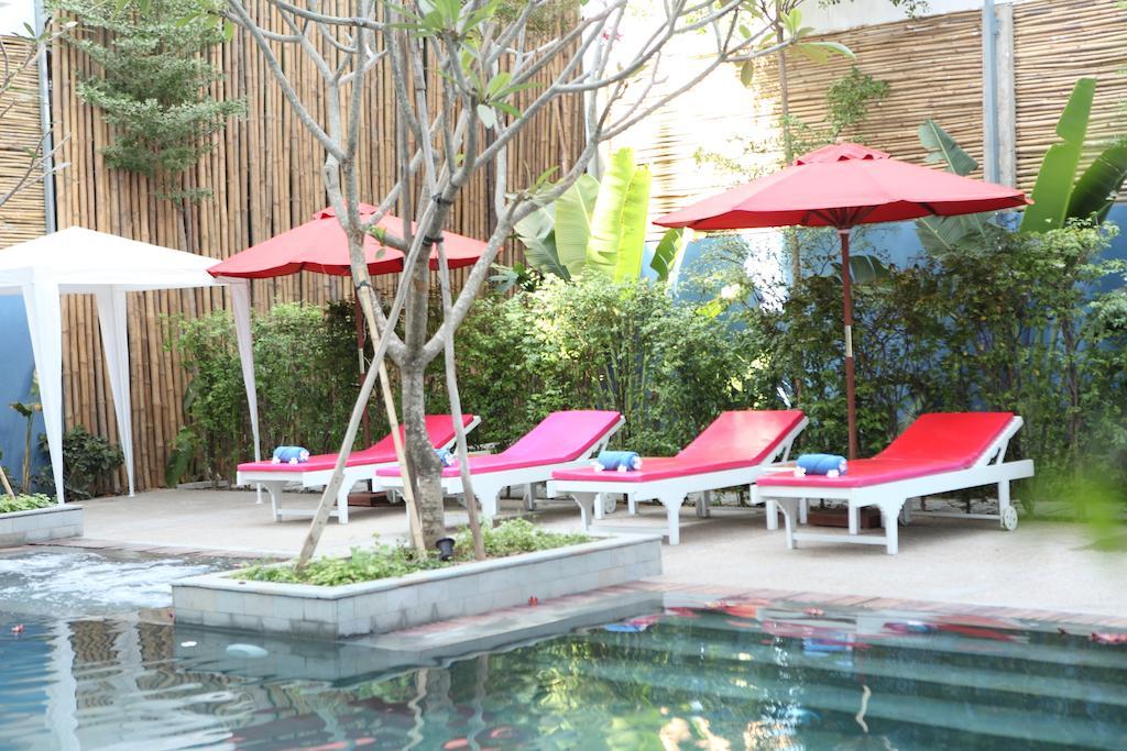 The Frangipani Living Arts Hotel And Spa Phnom Penh Exterior foto